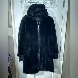 GORGEOUS Black Faux Fur Coat, size 1X